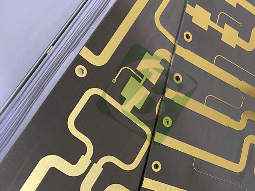 TLY-5 διπλής όψης RF PCB 125mil 1OZ Immersion Gold