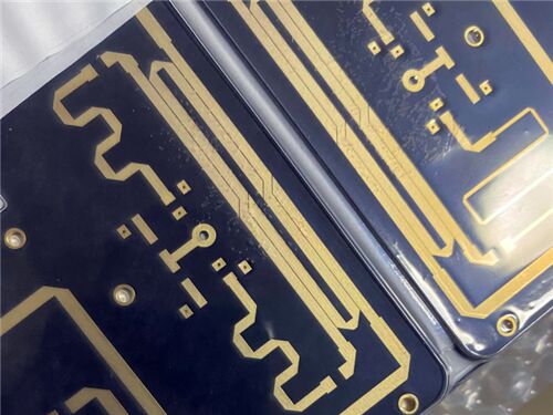 4-στρωματικό υβριδικό PCB σε 10mil RT duroid 5880 και υλικό High TG -FR4
