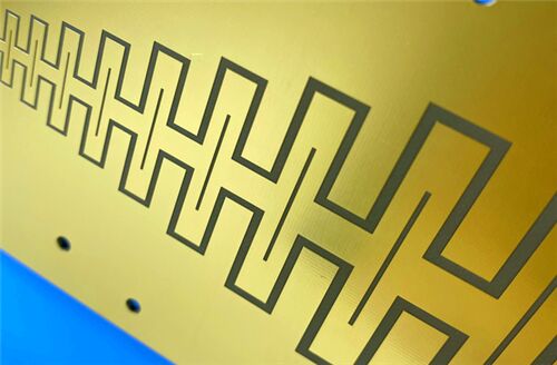 10mil RF-10 PCB 2 στρώσεων άκαμπτη επιφάνεια υψηλή-DK χαμηλή απώλεια